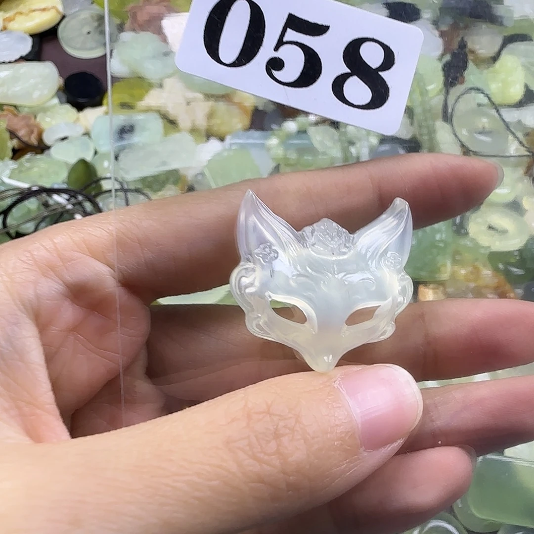 蛇纹石玉未镶嵌岫玉吊坠