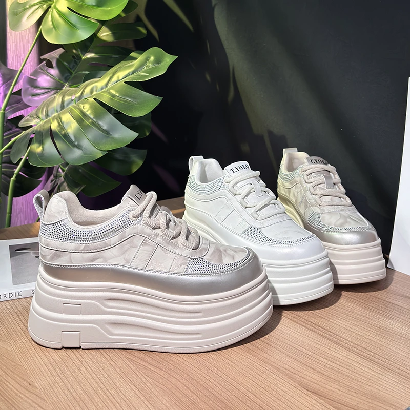 【增高8cm】2025秋季新款香槟色小个子增高女鞋百搭水钻休闲鞋子潮