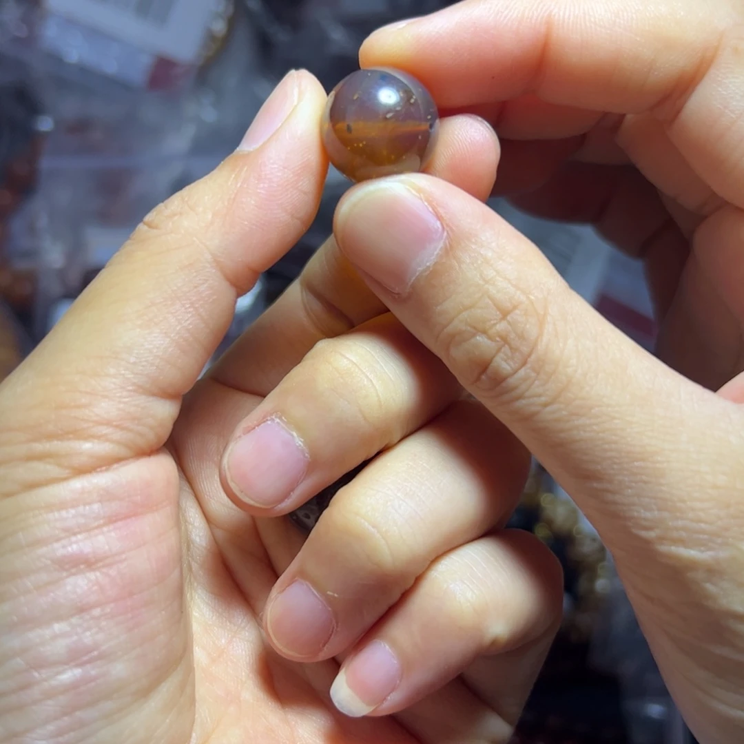 未镶嵌琥珀珠宝奇石702