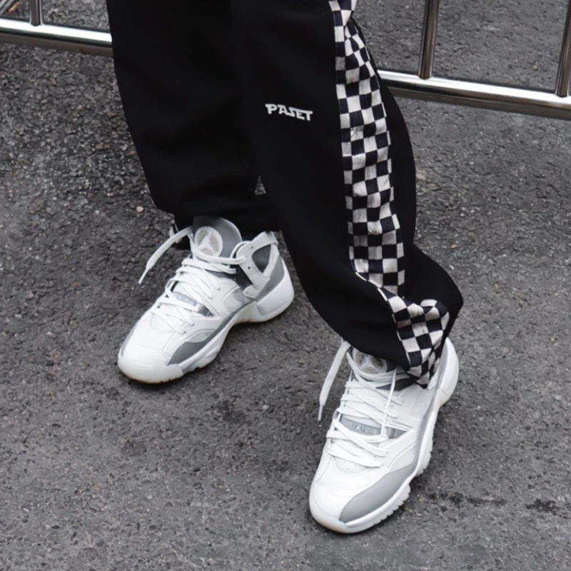 清货 耐克正品 Jordan Jumpman Two Trey 灰白 篮球鞋 DR9631-002