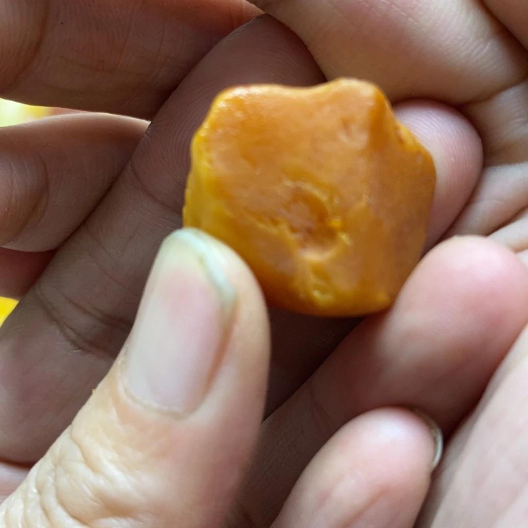 定制琥珀未镶嵌小*传世琥珀蜜蜡定制