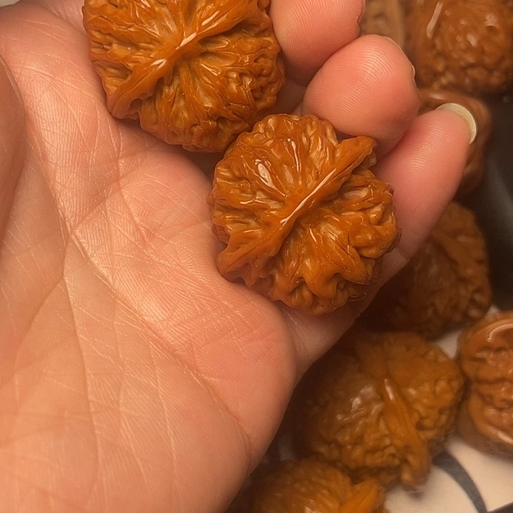 文玩核桃把件苹果33