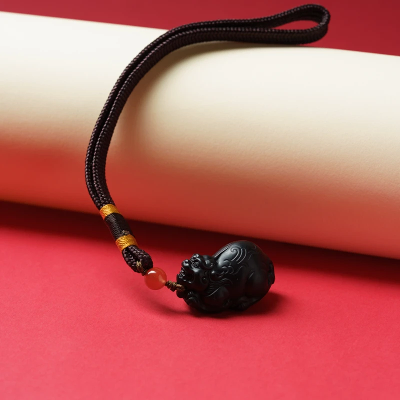 【貔貅】新疆青玉貔貅手把件车挂