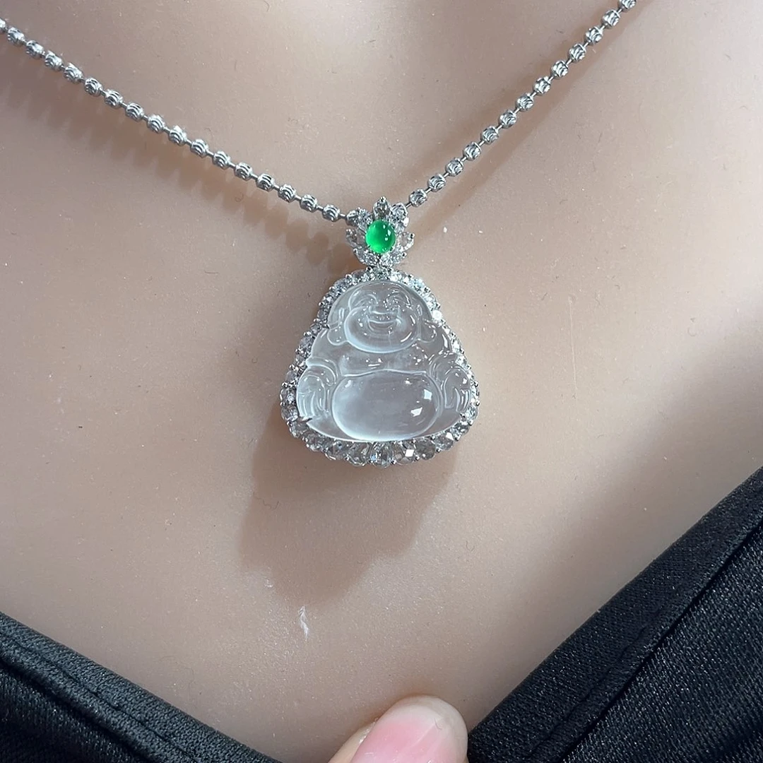 翡翠颈饰18K金镶嵌佛公