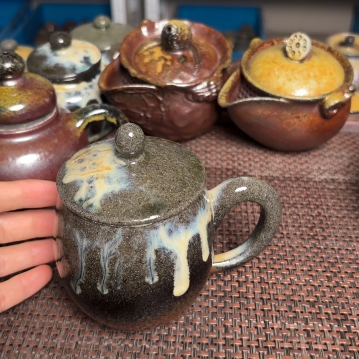 茶杯紫砂流釉龙旦260