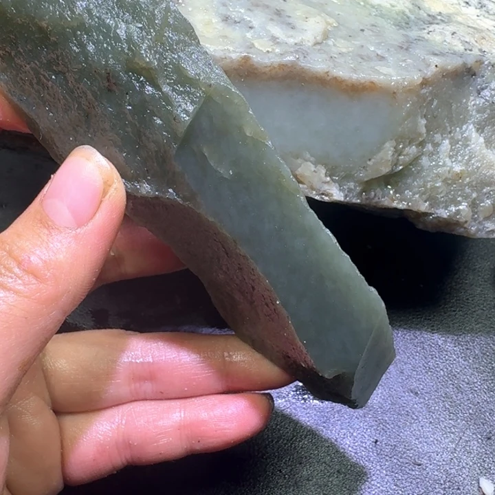 和田玉未镶嵌珠宝半成品