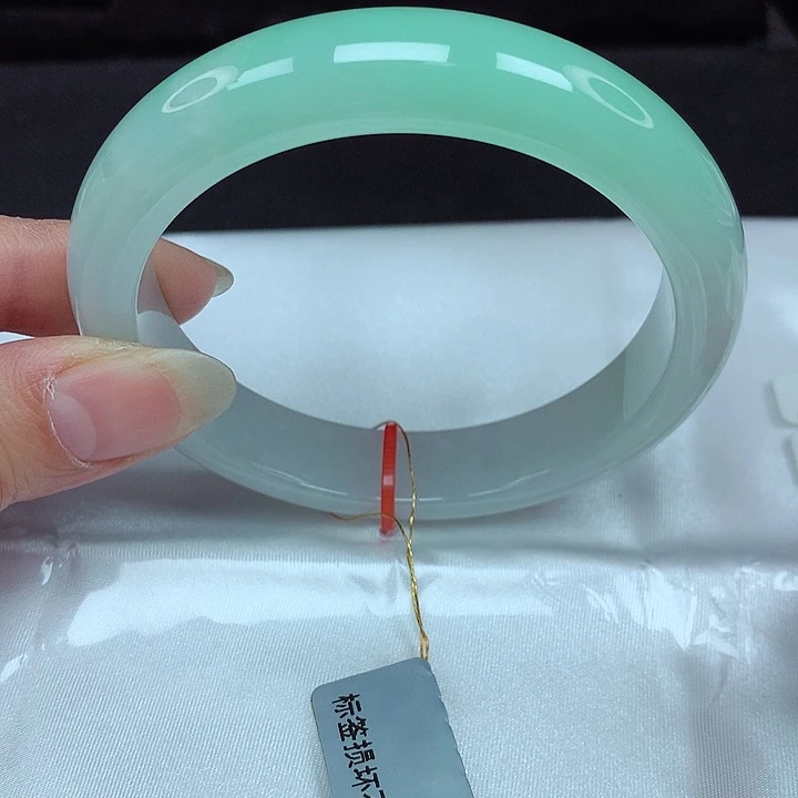 翡翠未镶嵌手镯60圈323