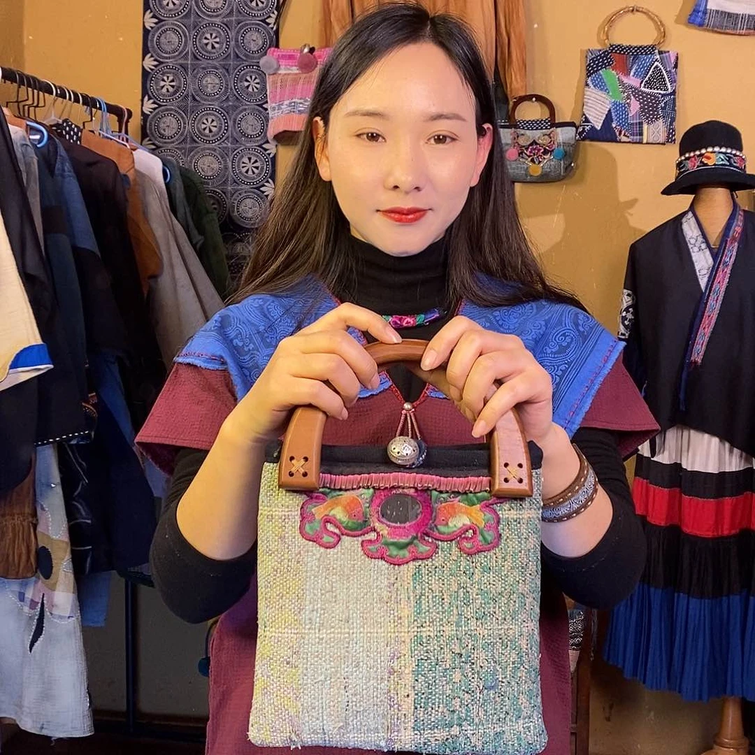 织绣手工老绣包包