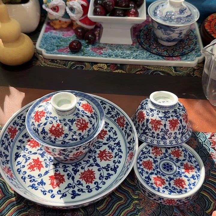 246885778687995889888