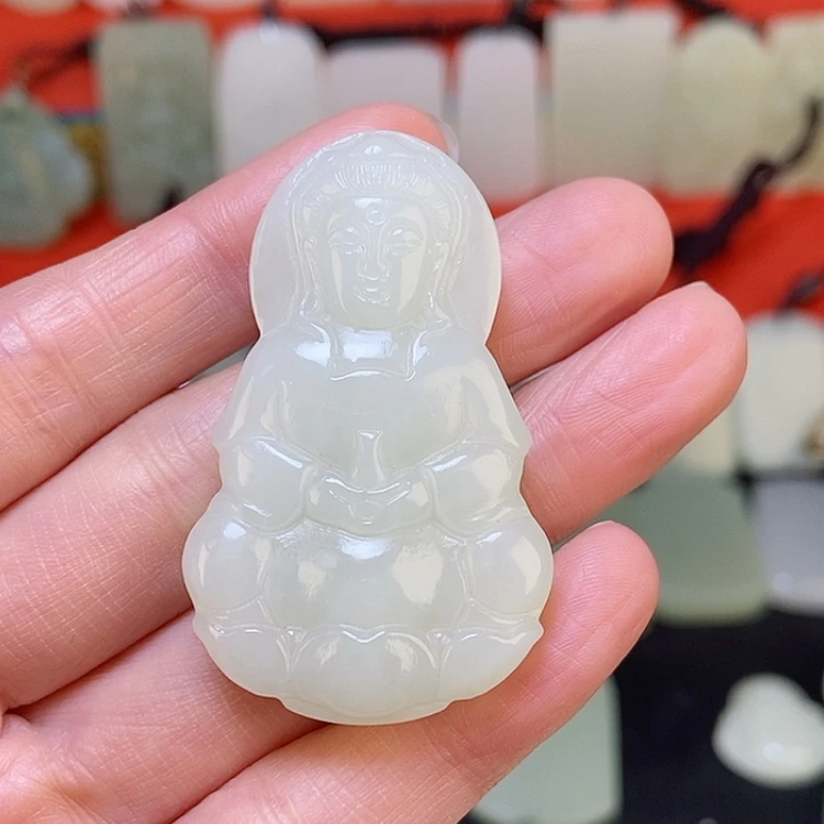 【闪购商品】颈饰未镶嵌和田玉布**回