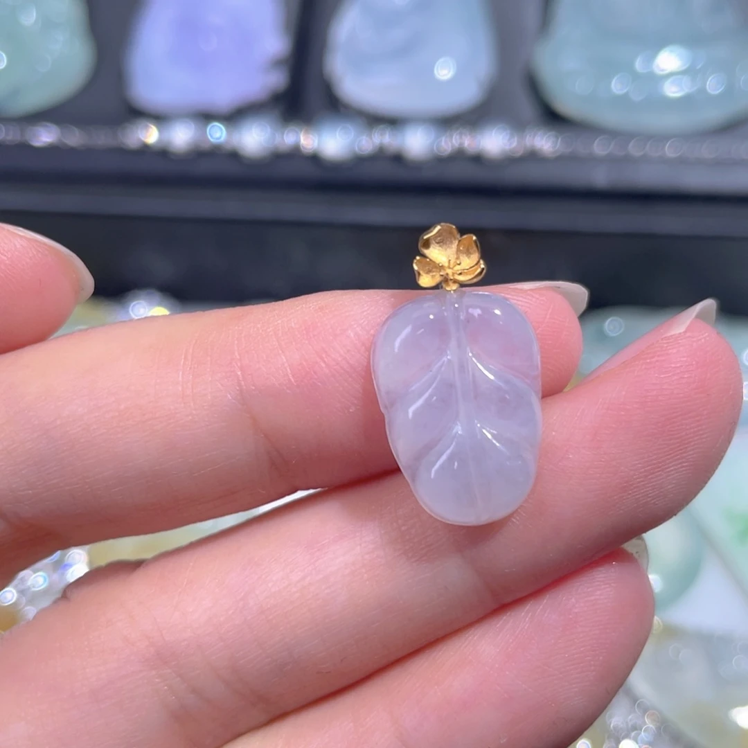 颈饰18K金镶嵌翡翠翡翠