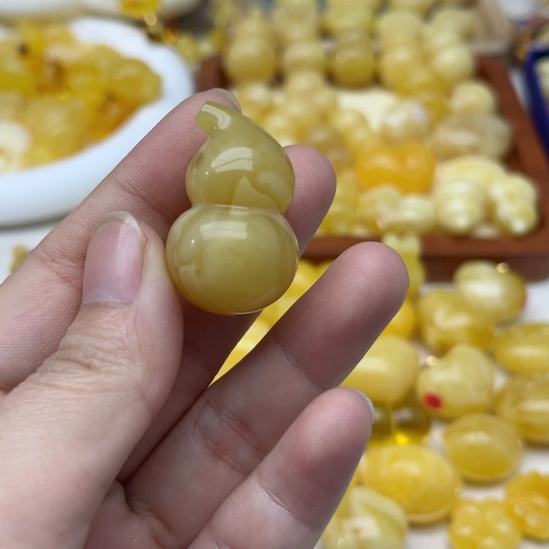 【闪购商品】未镶嵌蜜蜡裸石定制