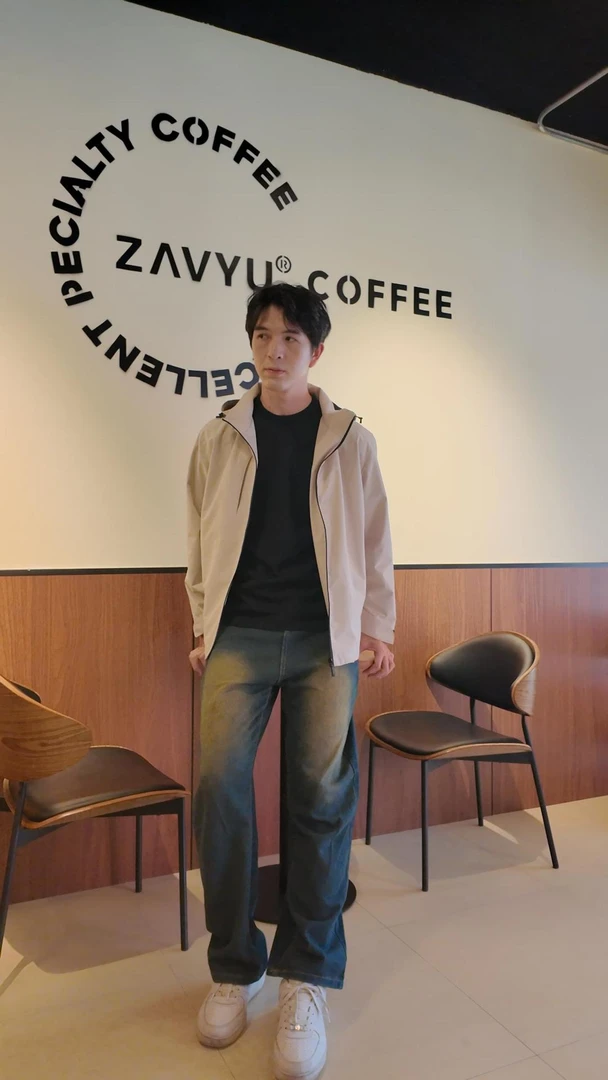 Feclodin连帽秋冬男中长款可脱卸内胆风衣外套秋季清凉感美FY4001