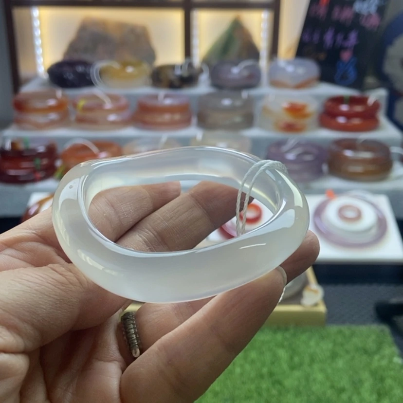 【闪购商品】手镯玛瑙/玉髓未镶嵌