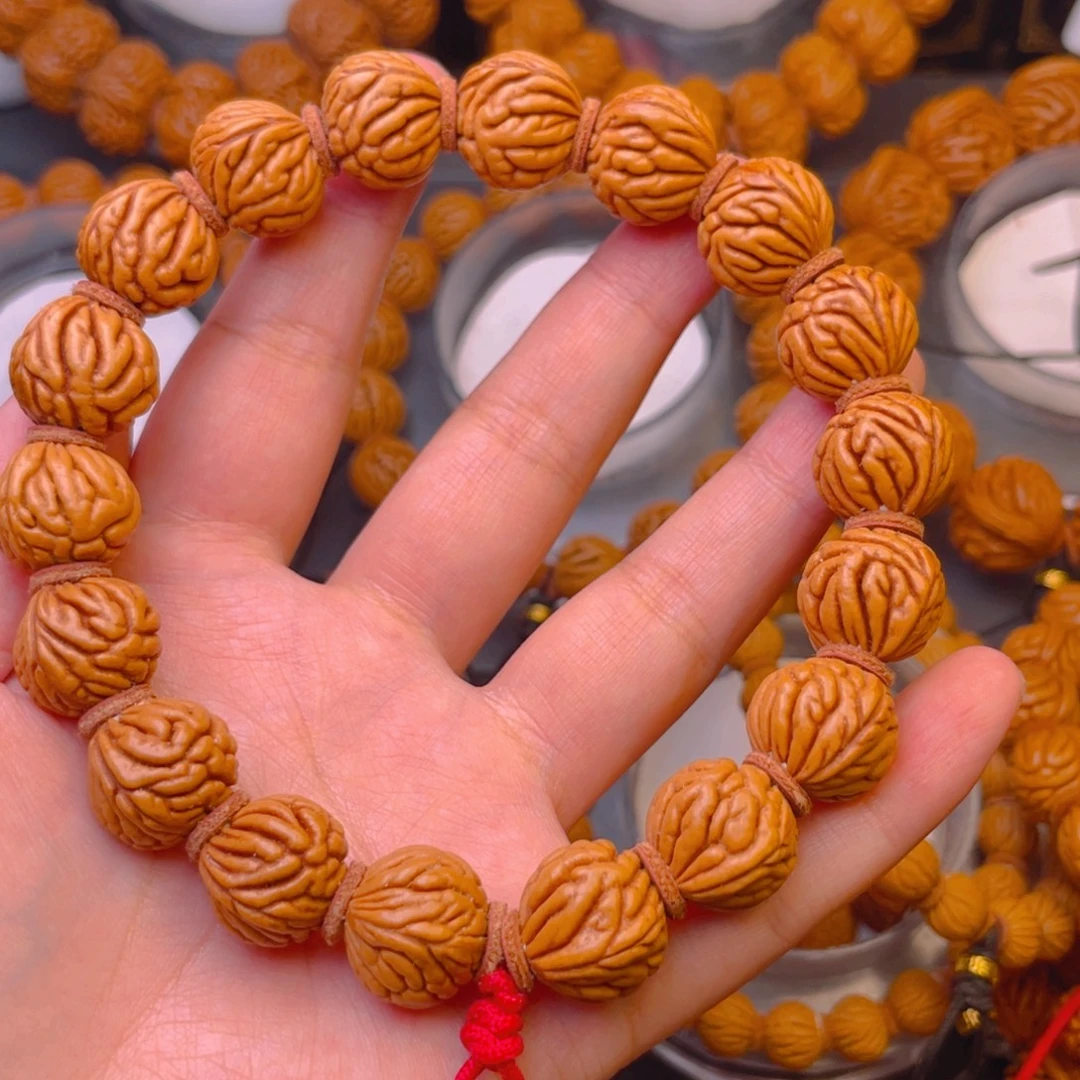 桃核吊坠柳叶文1.6