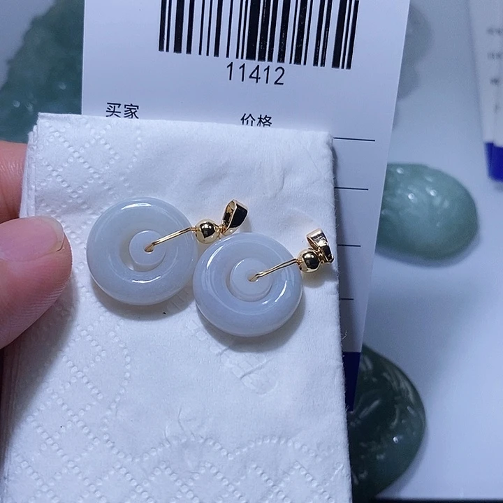 翡翠未镶嵌颈饰天光墟翡翠市场现金代购