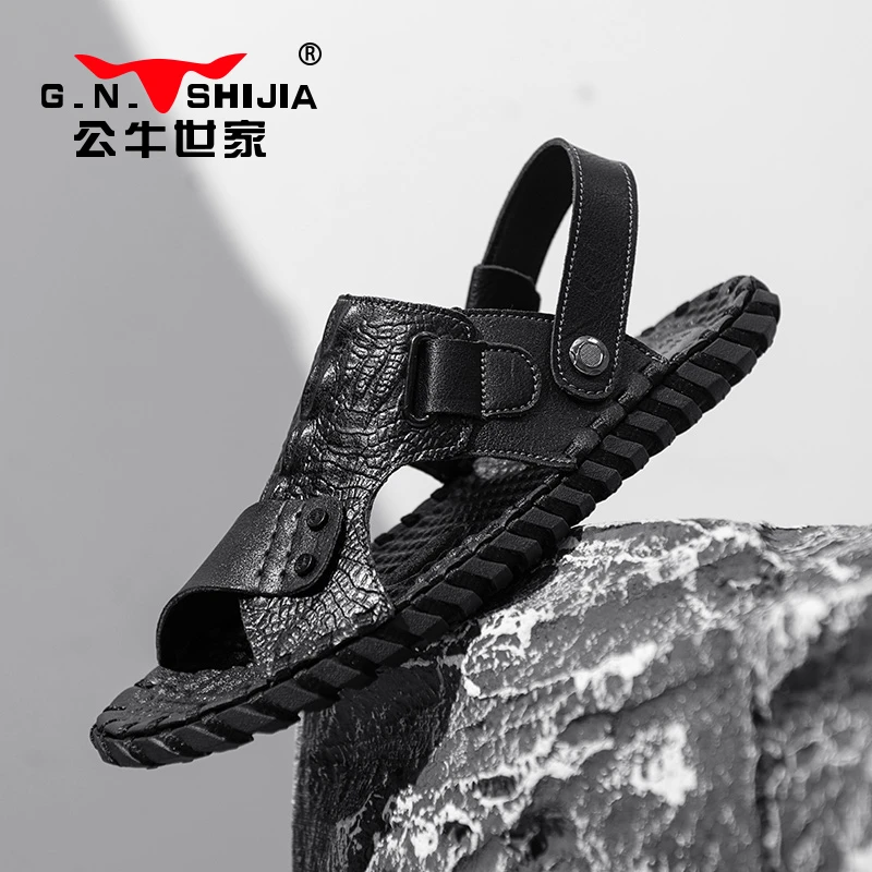 公牛世家男士拖鞋夏季露趾防水可开车皮凉鞋休闲一脚蹬黑色沙滩鞋