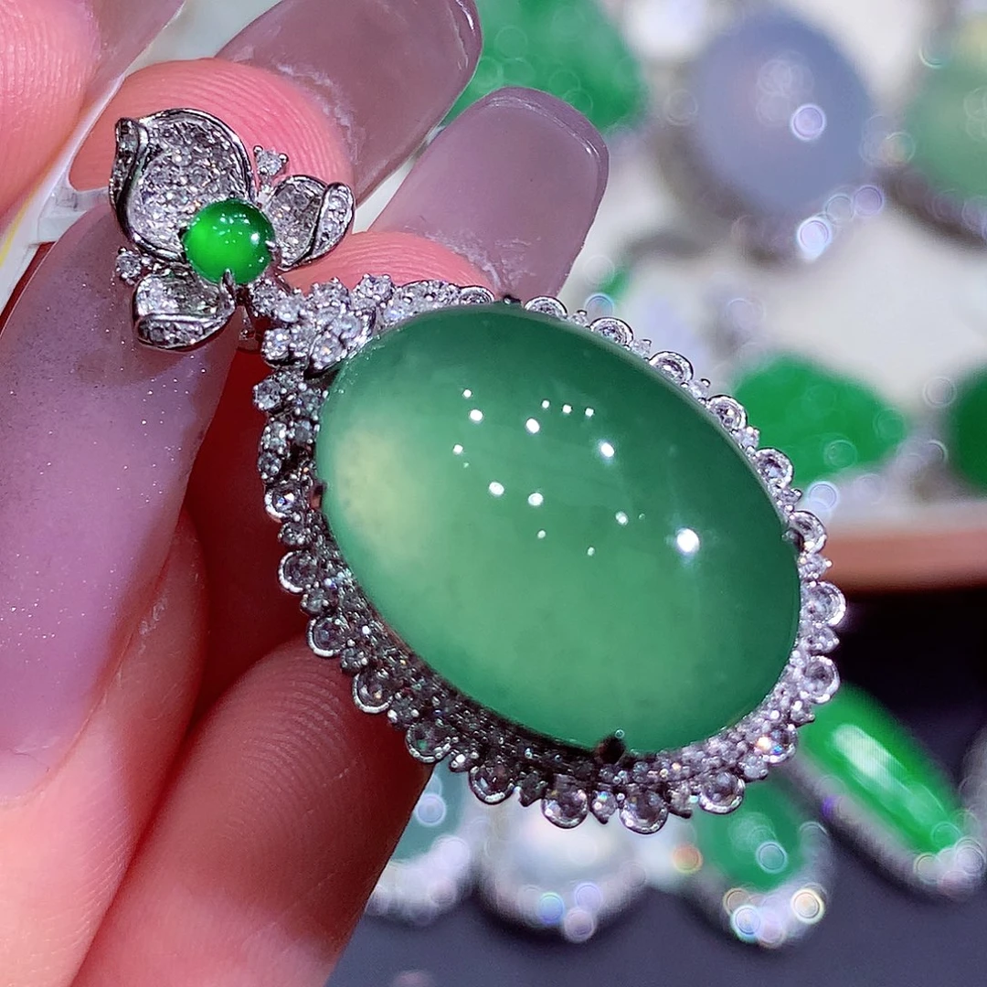 翡翠18K金镶嵌吊坠(不含链)