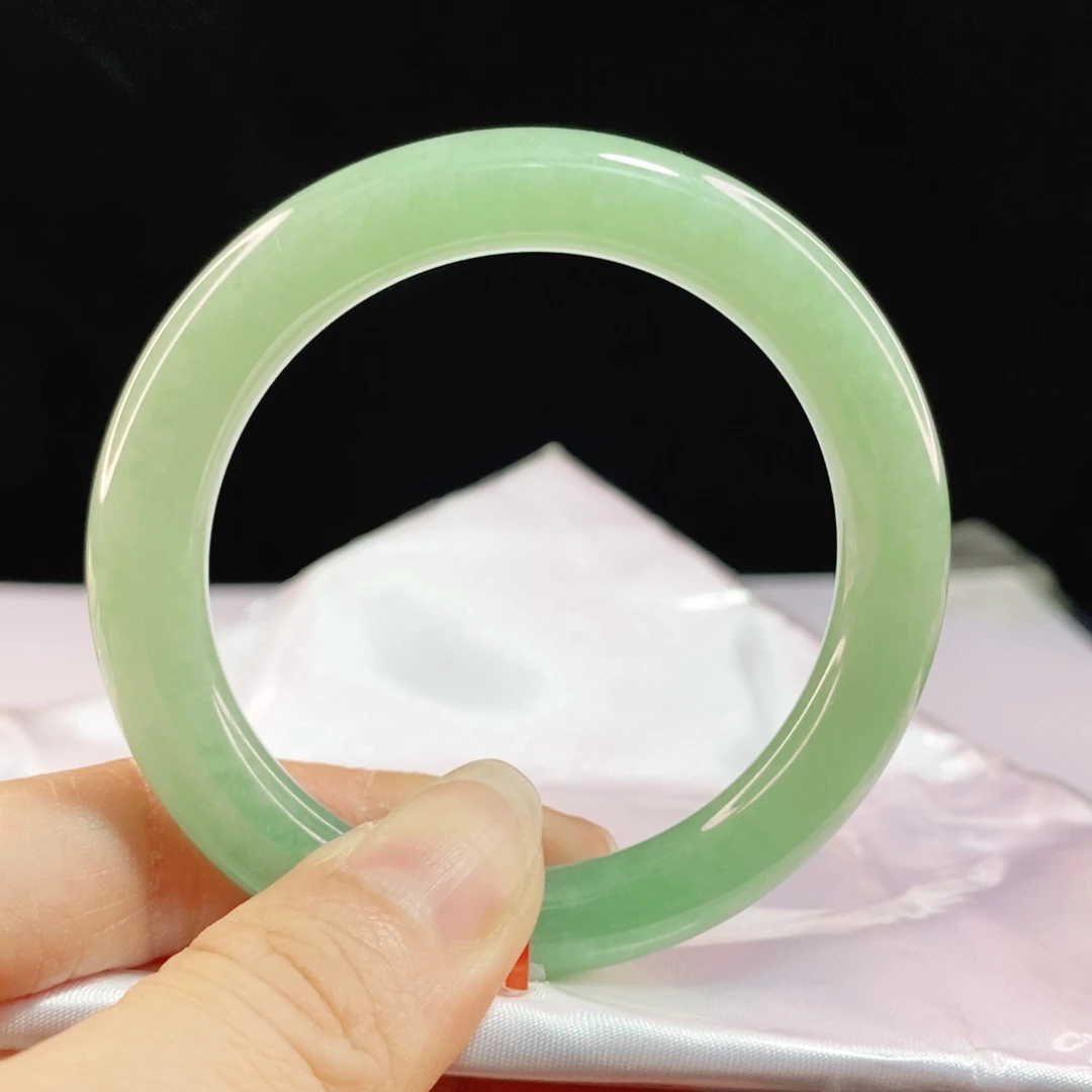 翡翠手镯未镶嵌51.3