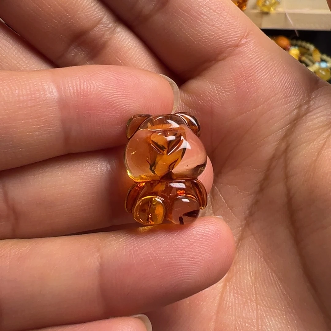 琥珀（花珀）颈饰未镶嵌小熊（打孔不退换）