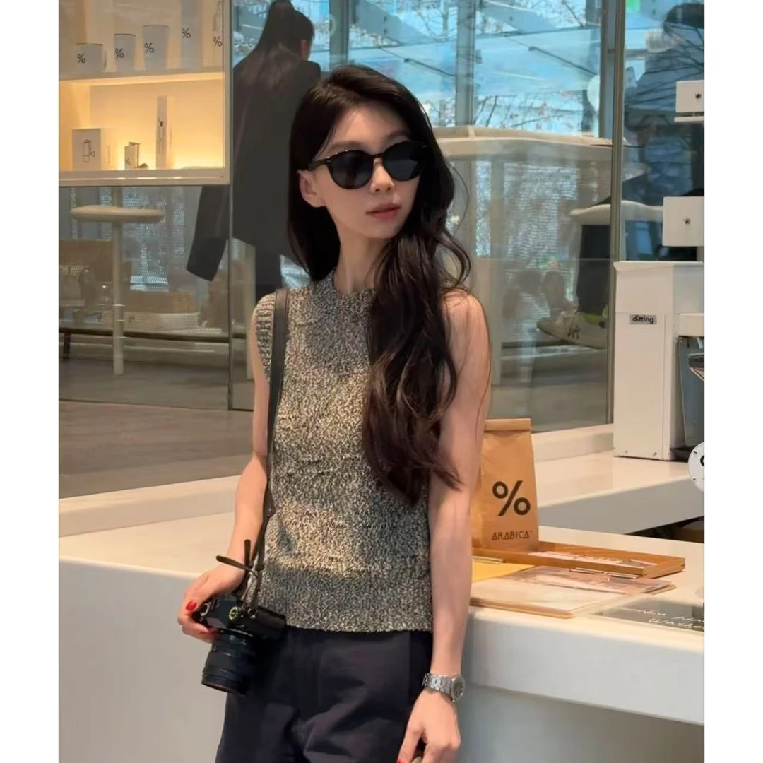 【LiuSanSan】早春新款圆简约时尚混色针织衫镂空设计感背心无袖