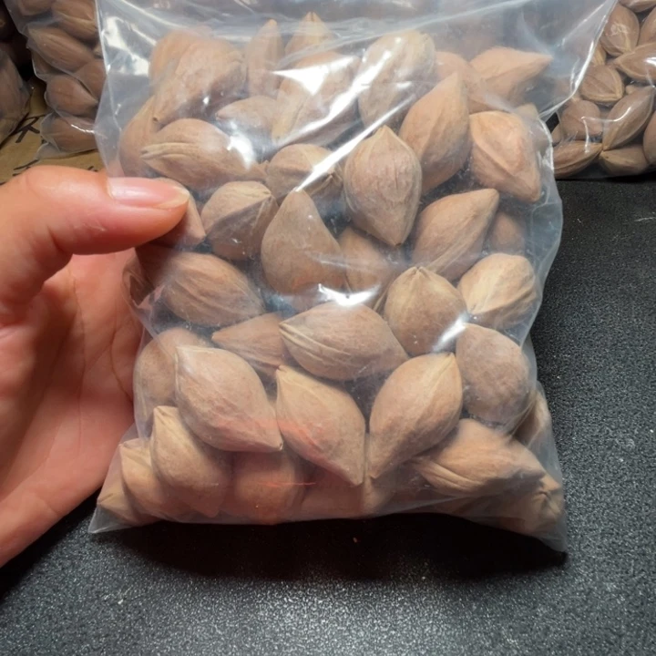 激***塞猪牙手串/手链我是