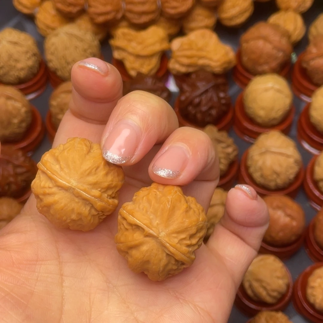 相***湖文玩核桃把件文玩核桃