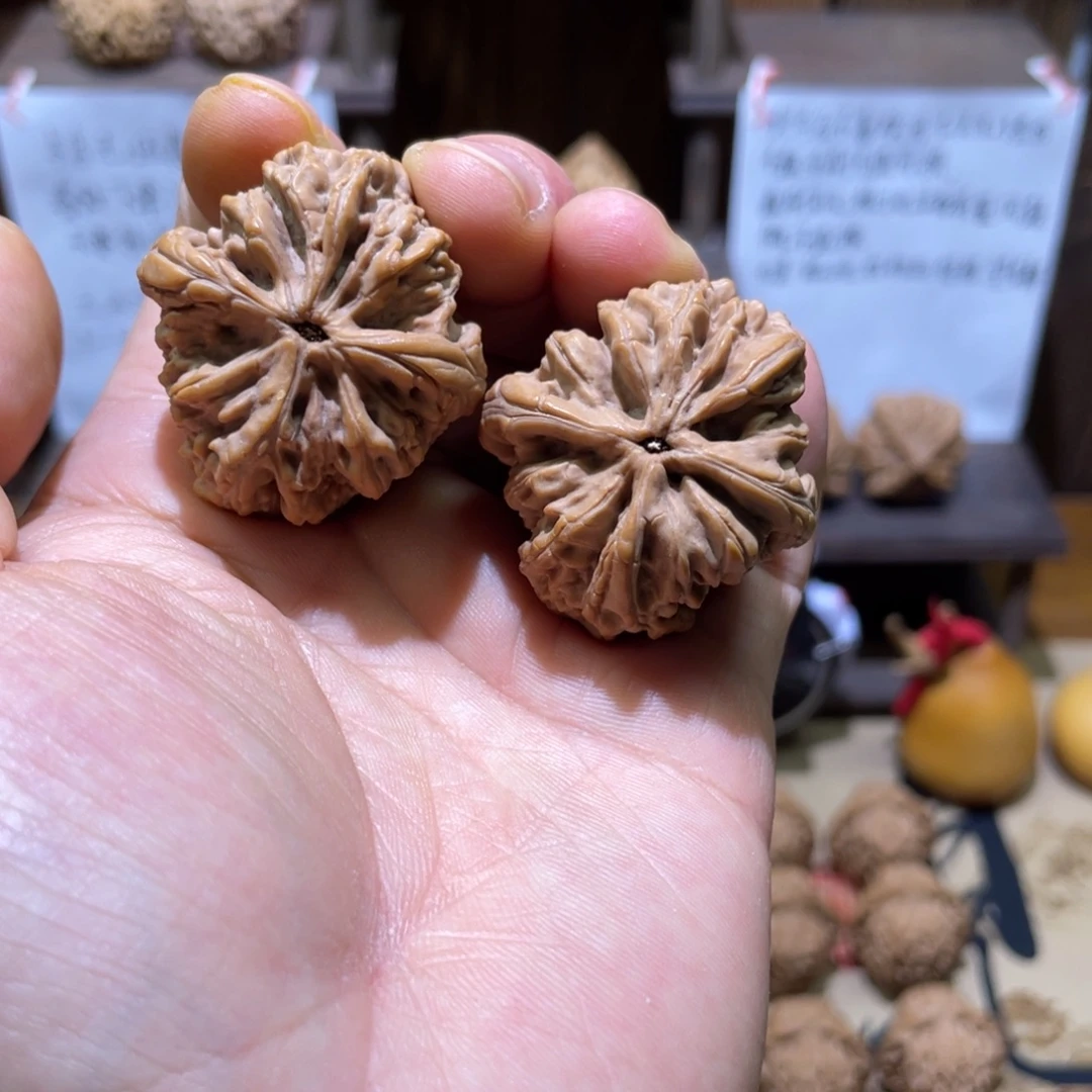 文玩核桃吊坠35.5平谷暴雪