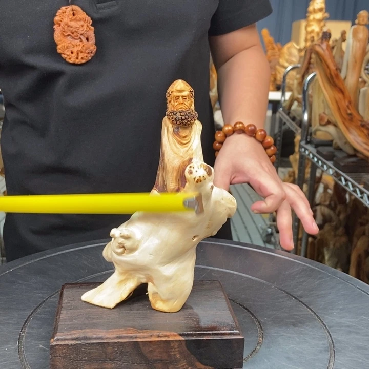 柏木（崖柏）随型摆件