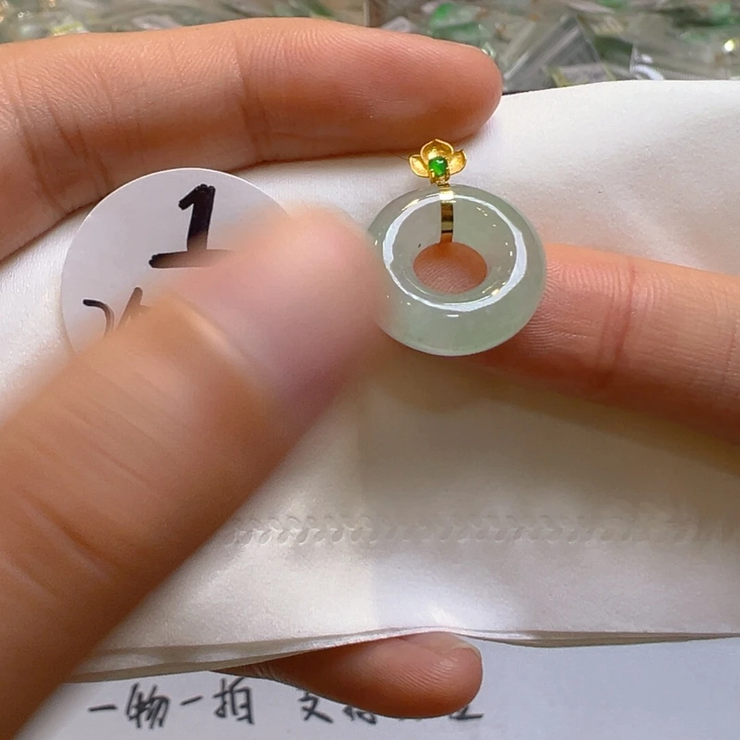 翡翠18K金镶嵌吊坠(不含链)