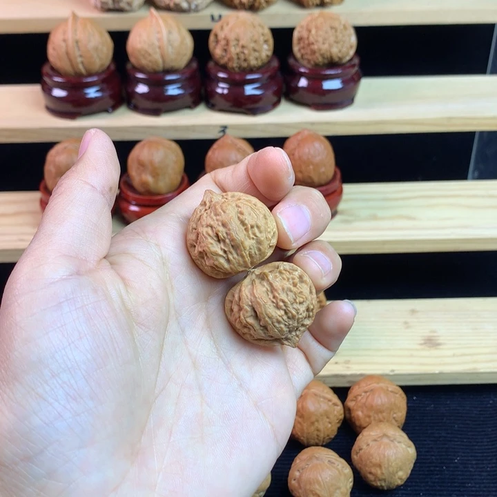 吊坠文玩核桃麒麟小官帽