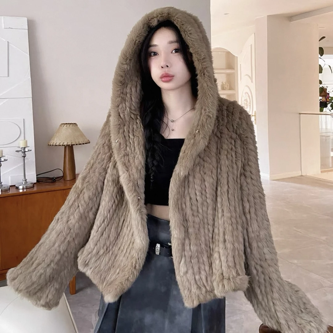 海宁亦加2025反季兔毛新款外套女