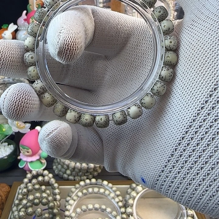 s***e星月菩提吊坠石玉料月留白