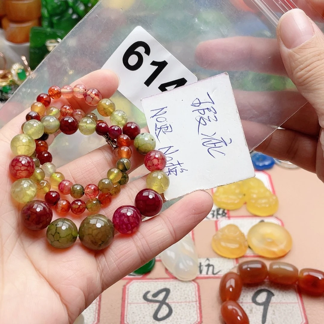 合金颈饰玛瑙/玉髓孔***?