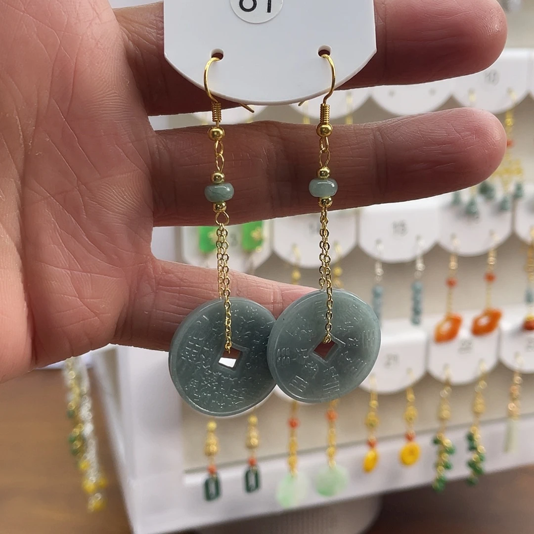 青***柠翡翠未镶嵌耳饰翡翠未镶嵌耳饰81