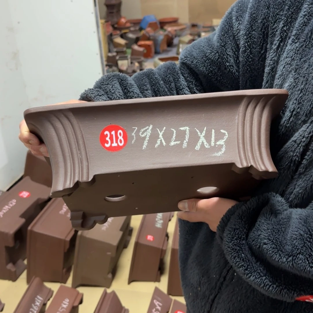 紫砂花盆呜呜呜呜