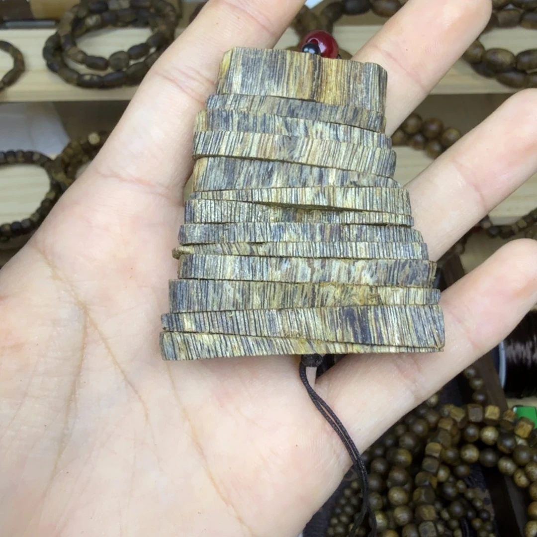 沉香沉香碎屑奇楠沉香车挂多样性发一