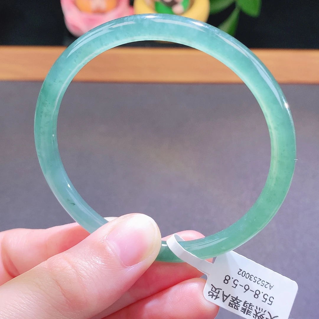 翡翠未镶嵌手镯天然翡翠