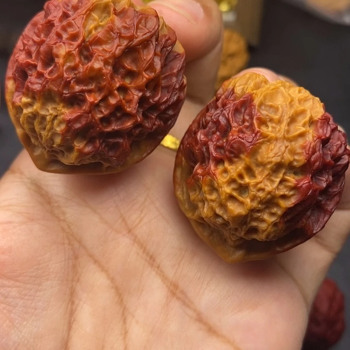 把件文玩核桃41尺珊瑚绣球