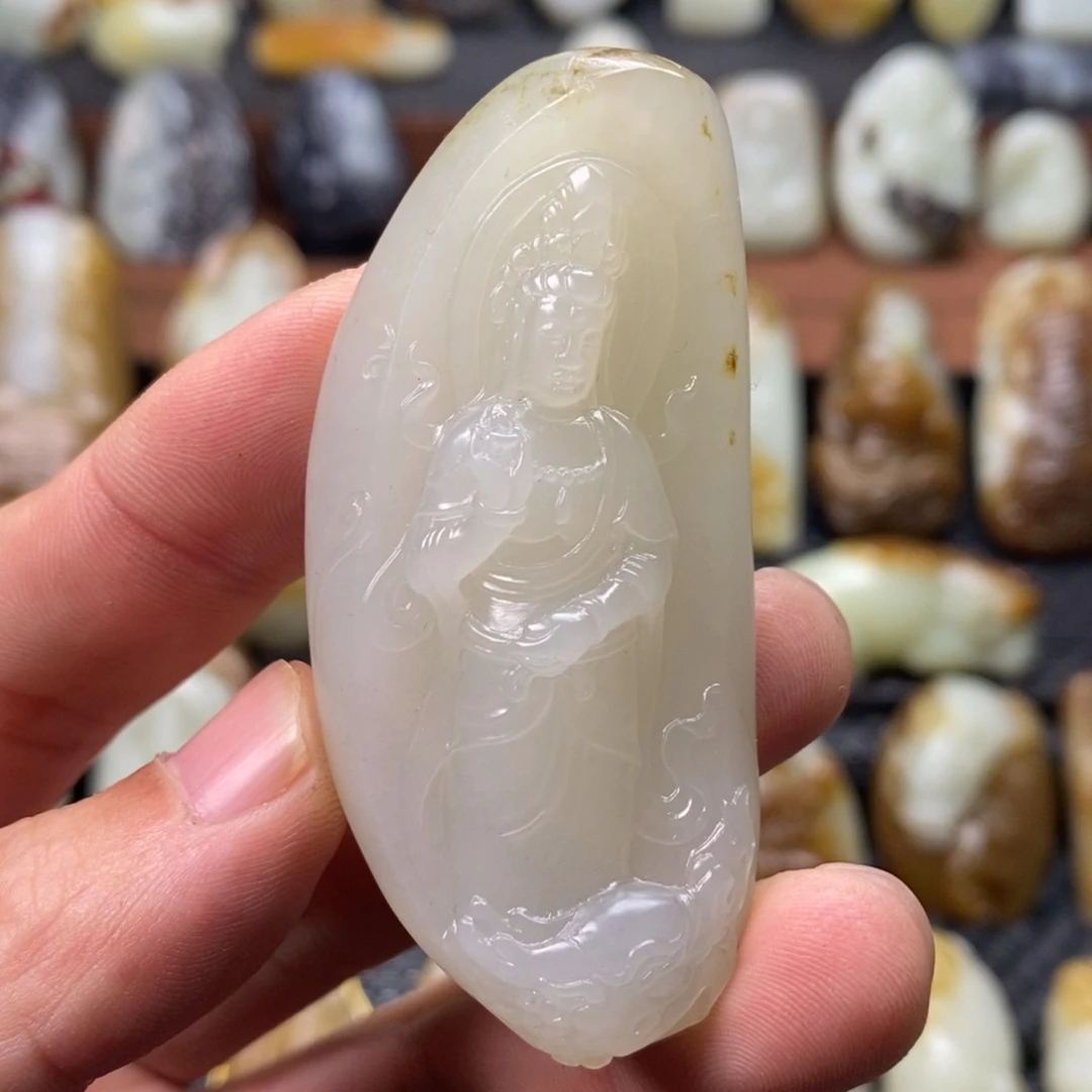 和田玉颈饰未镶嵌