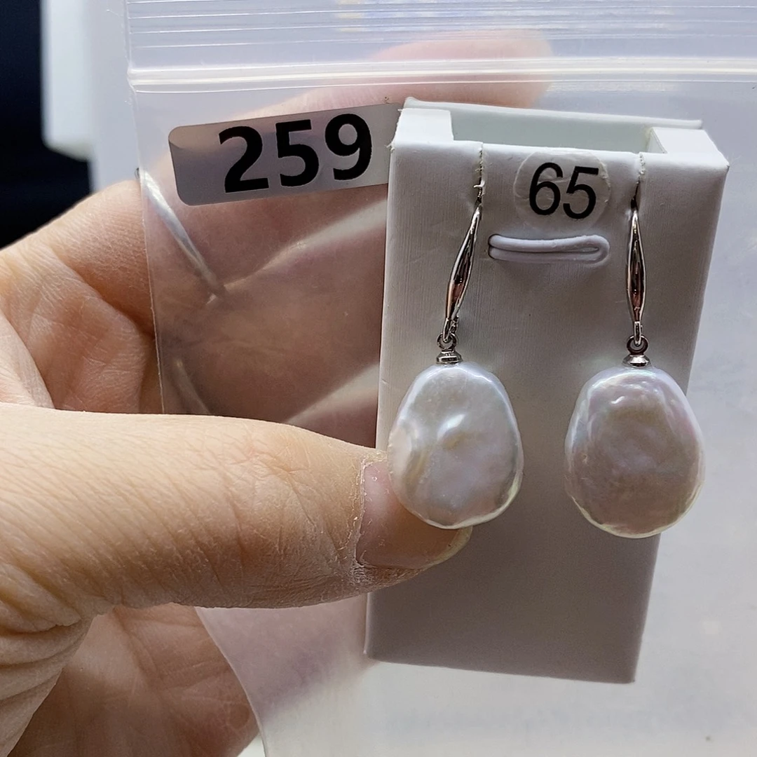 颈饰合金淡水珍珠