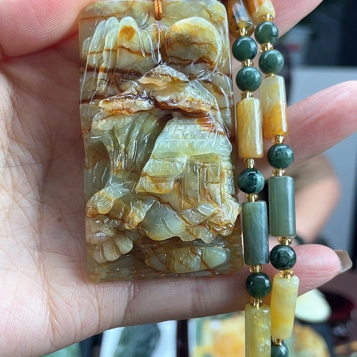 蛇纹石玉颈饰未镶嵌