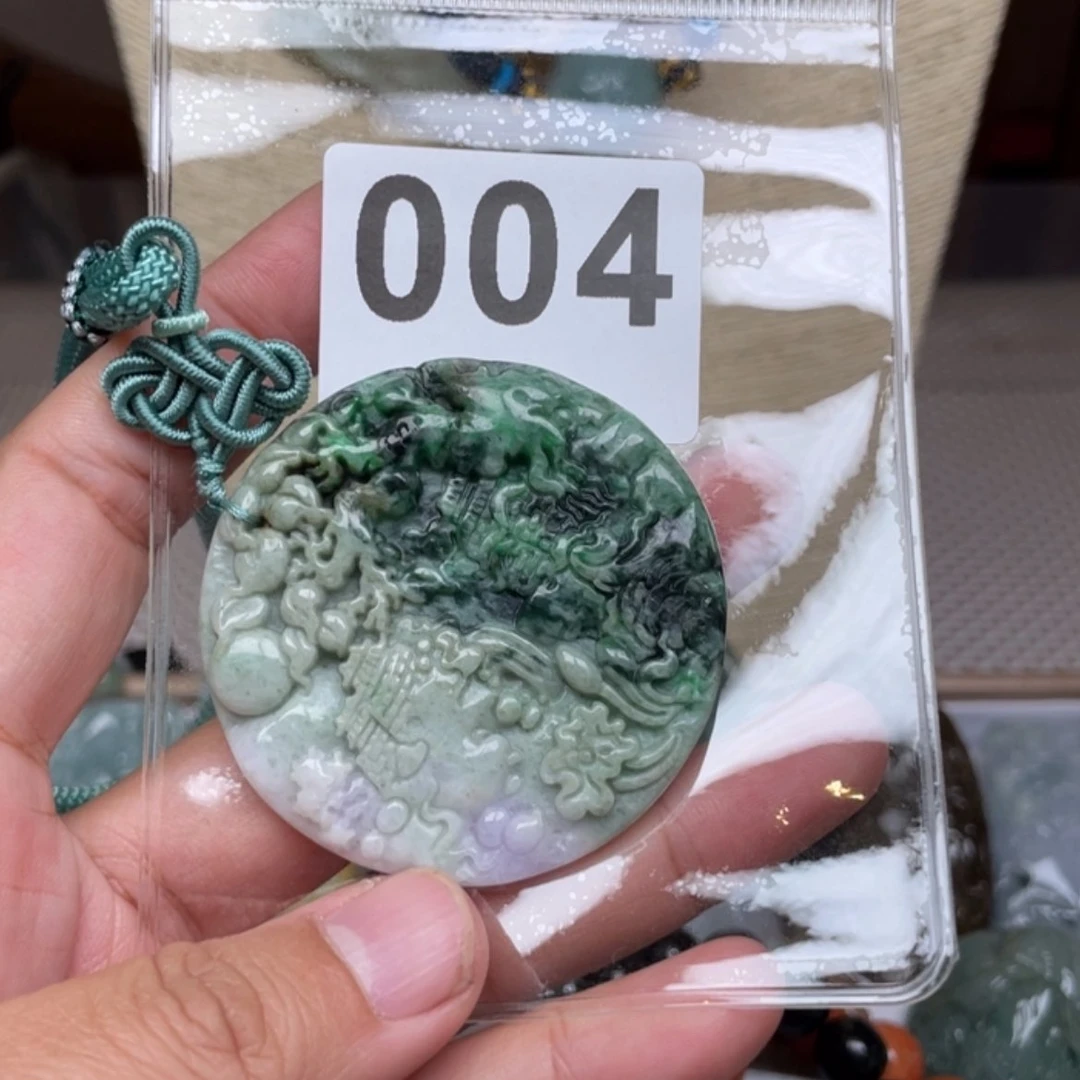 【闪购商品】翡翠颈饰未镶嵌虎**空翡翠