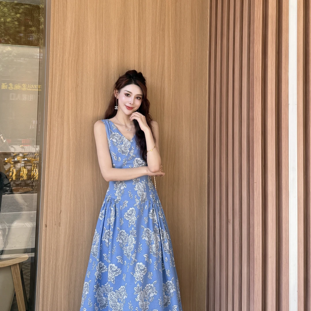 GIRDEAR/哥弟「冰蓝絮语」夏季新款优雅显瘦法式印花连衣裙150029