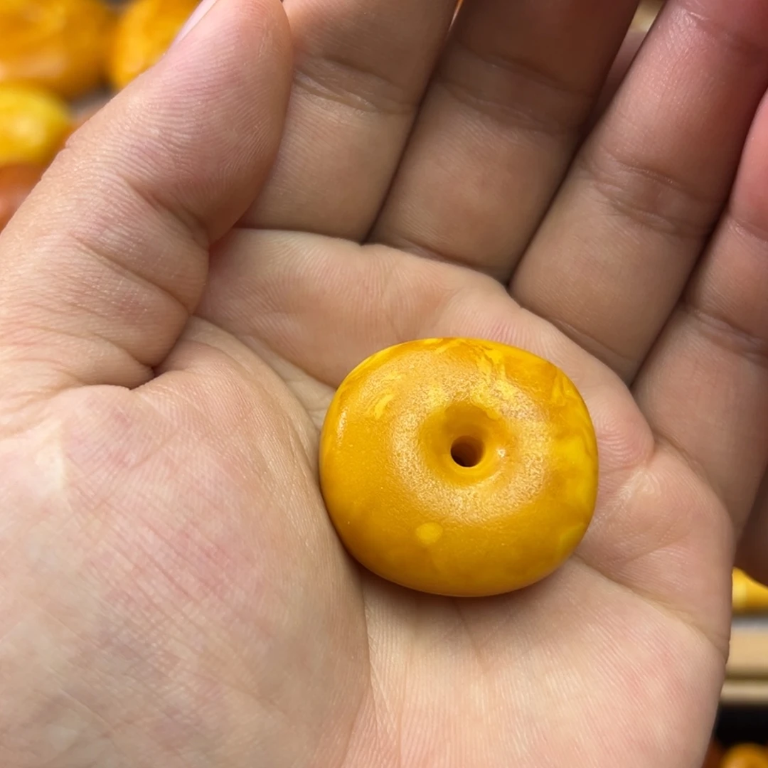 蜜蜡未镶嵌吊坠(不含链)