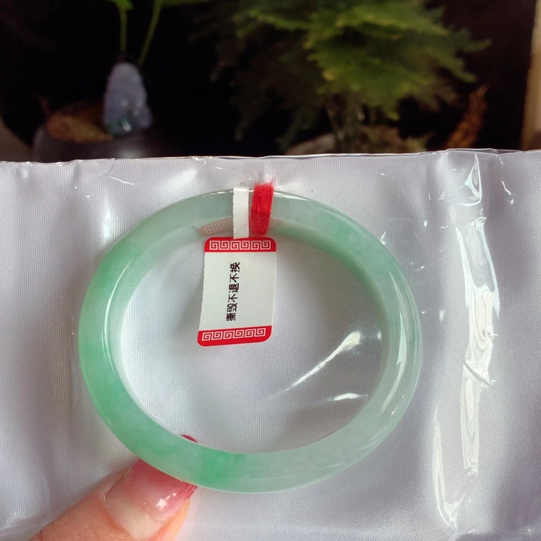 翡翠手镯未镶嵌24号