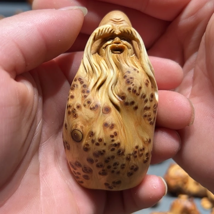 柏木（崖柏）点点关注