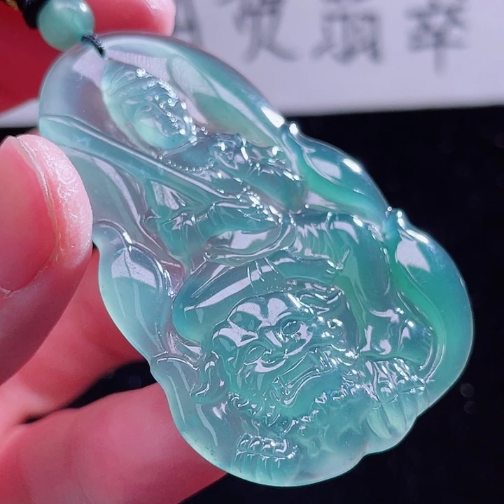 翡翠颈饰未镶嵌999999999