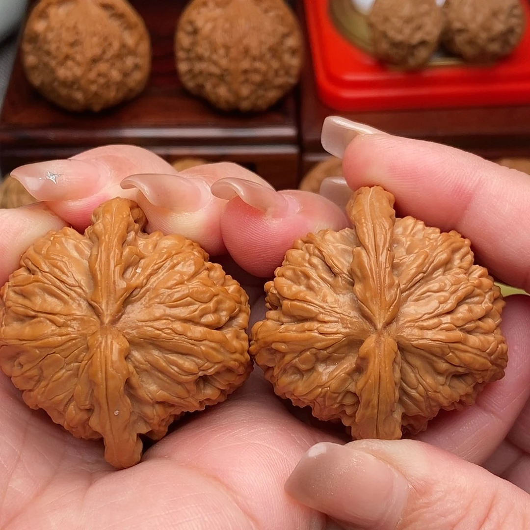 把件文玩核桃45全品毕业白狮子