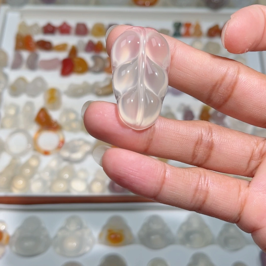 玛瑙/玉髓颈饰未镶嵌朵*ʊ